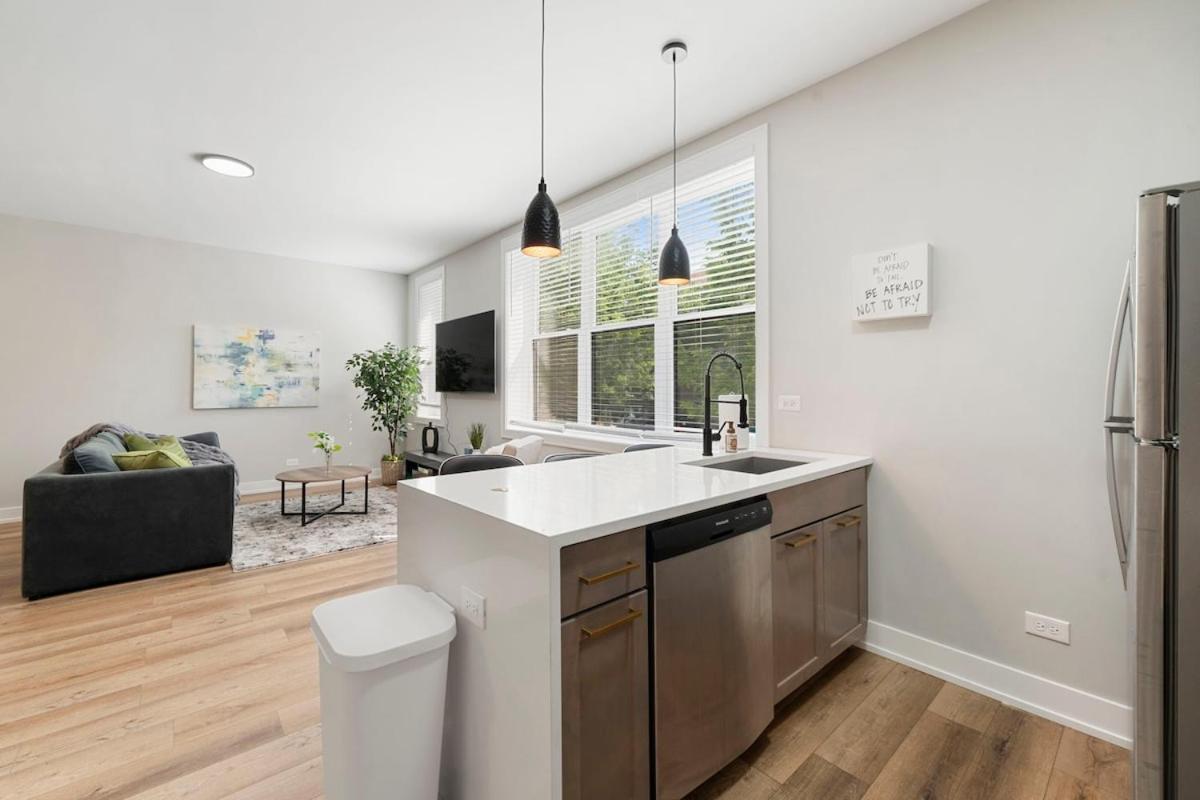 2 Bed & 3 Bath Chicago Condo Exterior foto